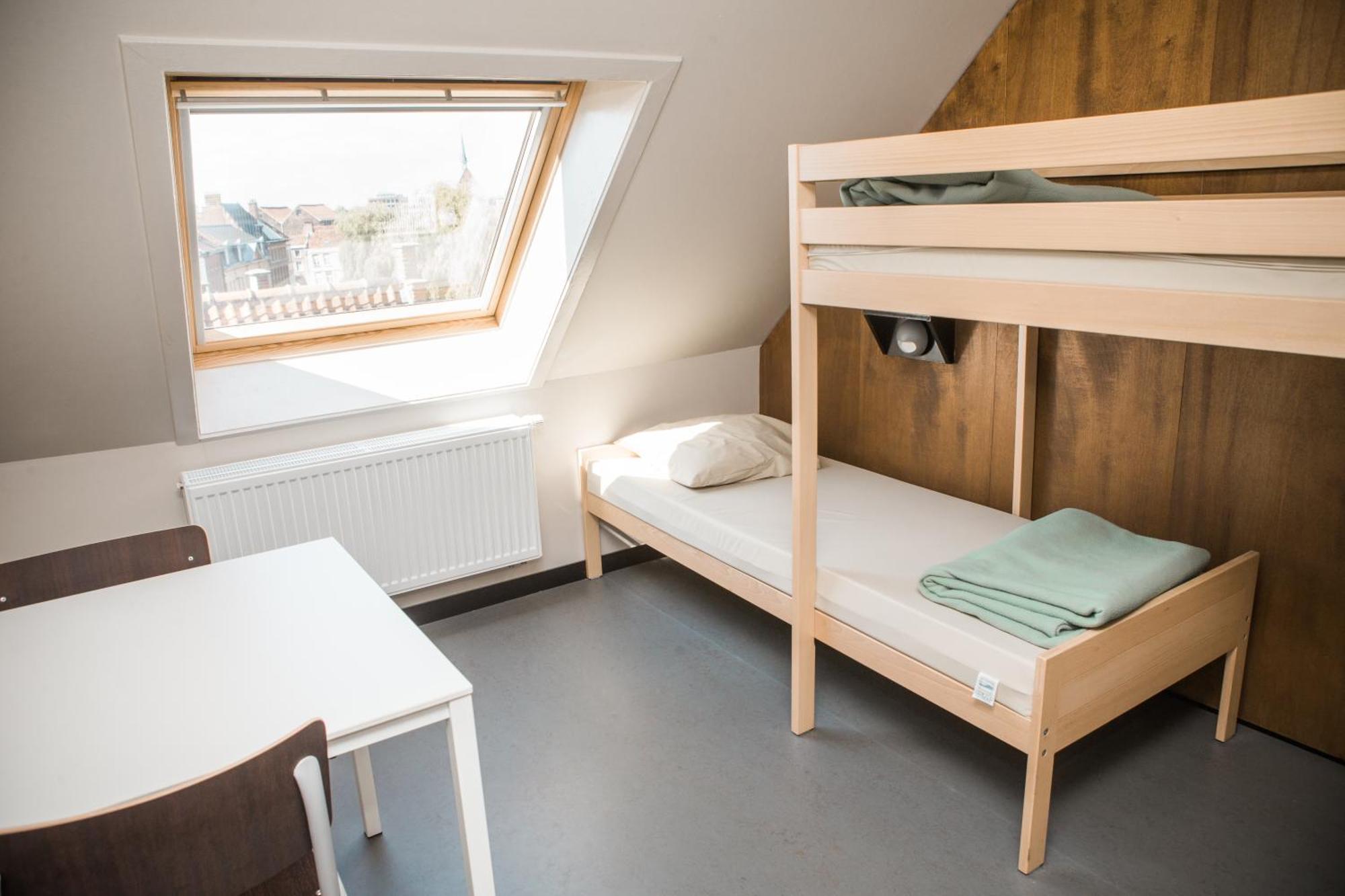 De Draecke Hostel Ghent Room photo