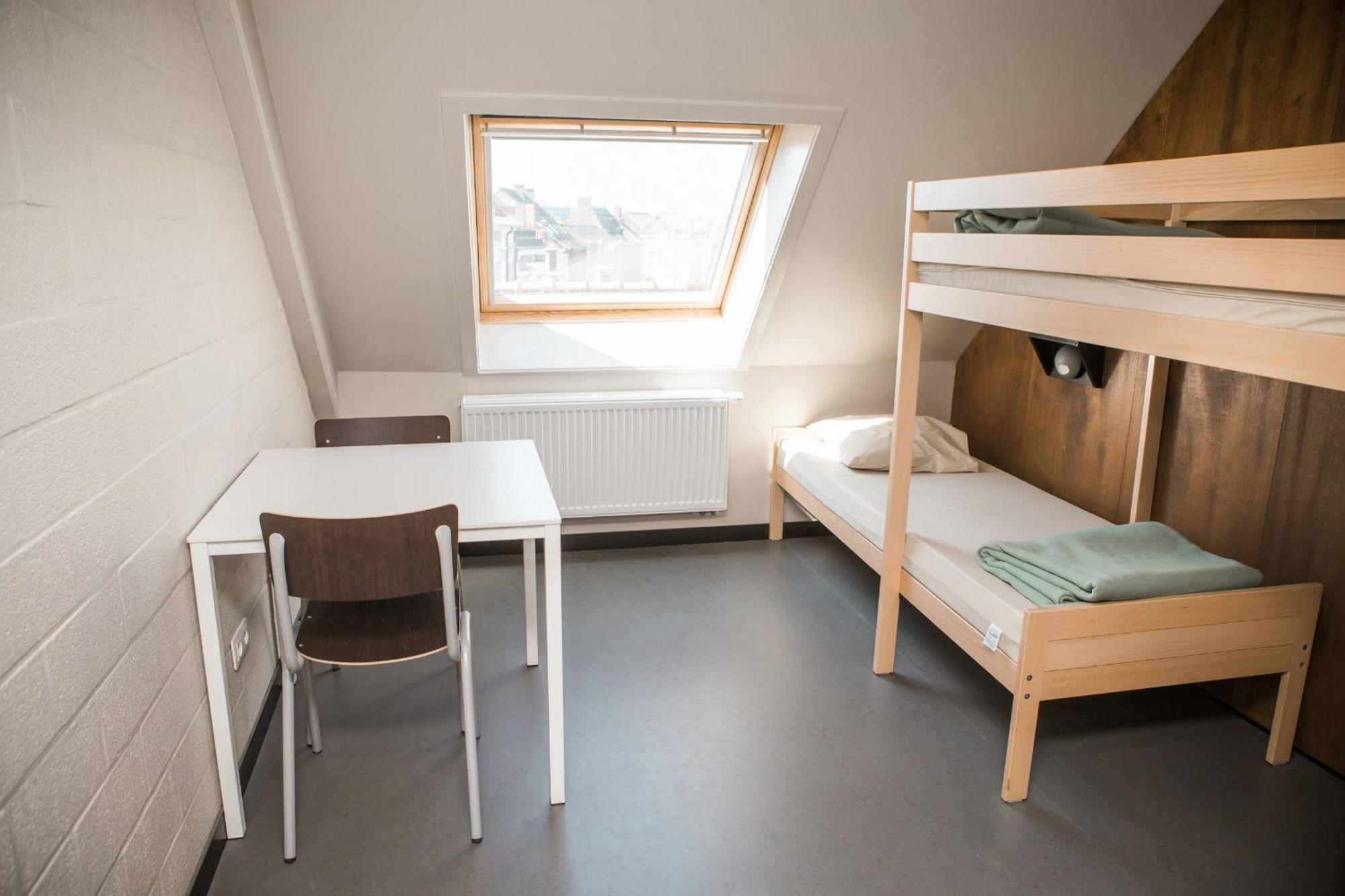 De Draecke Hostel Ghent Room photo