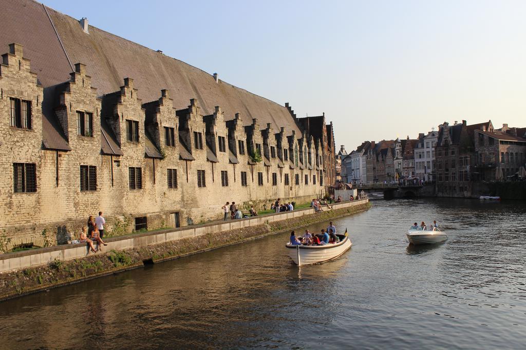 De Draecke Hostel Ghent Exterior photo